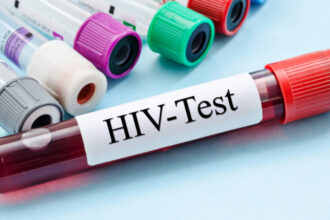 cercetatorii australieni uluiti de efectele unui nou tratament contra hiv descoperirea care ar putea duce la eradicarea virusului 68450b6c58487