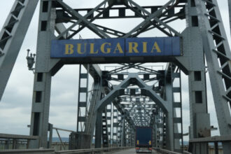 circulatia pe podul giurgiu ruse se inchide in aceasta seara la ora 2000 avertizare de la mae 684a6682bdf12