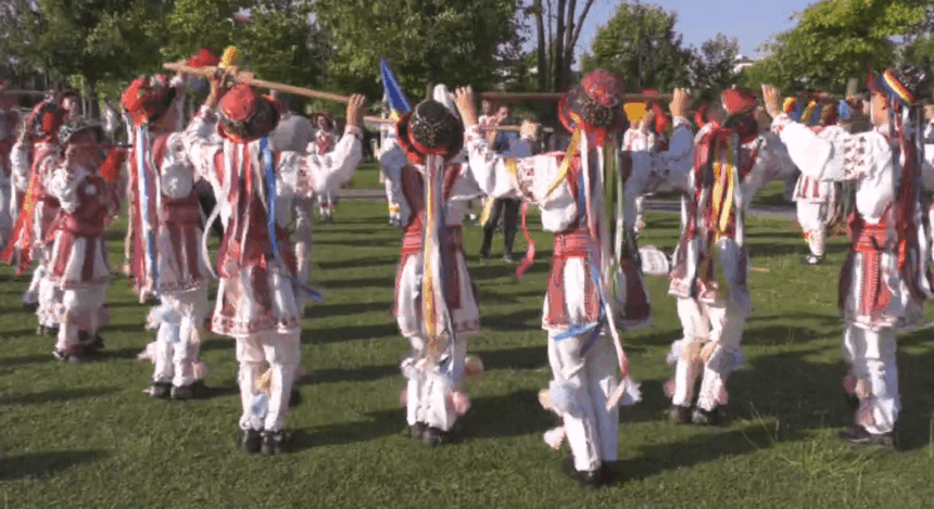 copiii calusari de la osica de jos castigatorii trofeului calusul romanesc editia jubiliara 6857e4d2a916c