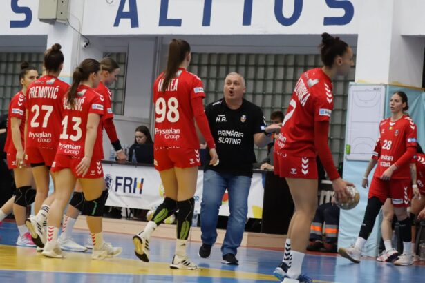 csm slatina se desparte de attila horvath si opt jucatoare 683ea2686bce2