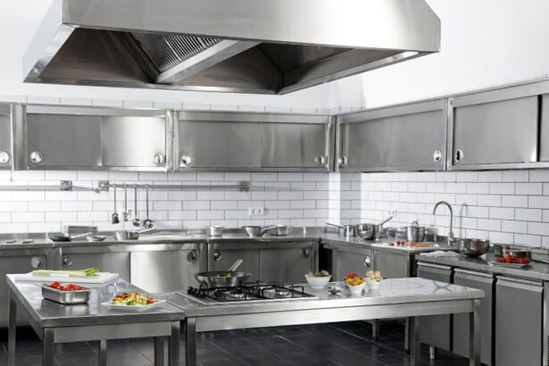 cum cureti si cum pastrezi curatenia intr o bucatarie profesionala 684fc04ad1c37