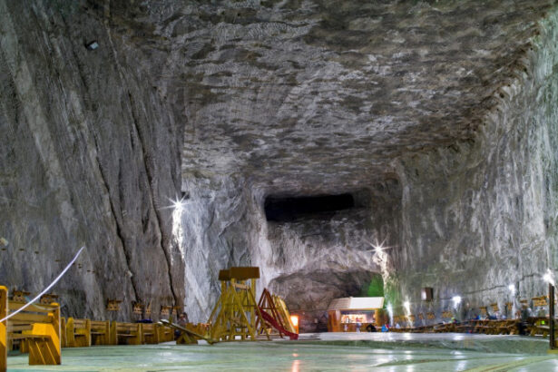 dsu deteriorari semnificative si pericol de prabusire a planseului vechii mine de la praid ro alert pentru evacuarea a 45 de case 683c81dff409d