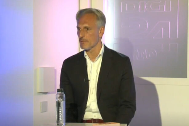 exclusiv ce solutie vede matei paun pentru a rezolva problemele economice ale romaniei o foarte mare oportunitate in aceasta criza 684ae2b9c2bdc