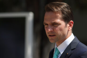 exclusiv cine sunt romanii care vor primi in continuare bani pentru plata facturii la curent burduja cardul de energie va fi alimentat lunar 6843b9c6e42ce