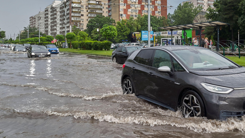 exclusiv furtuna care a inundat capitala semn al schimbarilor climatice roxana bojariu nu vom scapa de ploi ce urmeaza saptamana viitoare 68485f615b8c5