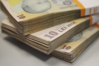 exclusiv profesorul adrian mitroi lista masurilor pentru reducerea deficitului e subtire va trebui umblat la tva eu zic sa ia raportul fmi 6842da137652d