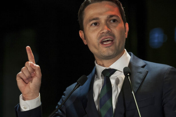 exclusiv sighiartau discutiile despre rocade sunt gresite n am face decat sa repetam greseli aceste jocuri politice inflameaza opinia publica 684441d7c65b5