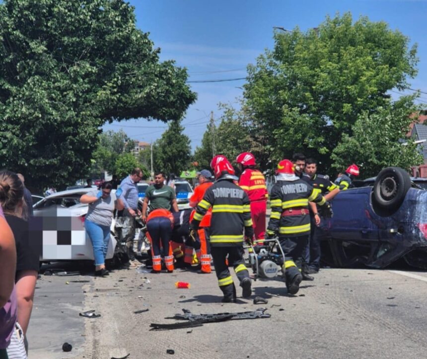 foto accident cu trei autoturisme implicate pe dn 65 la iesirea din bals spre slatina 68501ca08f2ed