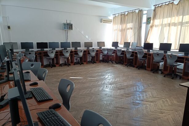 foto proiectul dotarii scolilor din scornicesti finalizat 684c6a3d4e776
