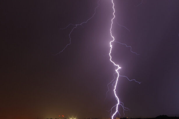 haos in judetul mures dupa ce zona a fost lovita de vijelii si furtuni peste 100 de apeluri la 112 o persoana a fost lovita de fulger 6845fa7a3edad