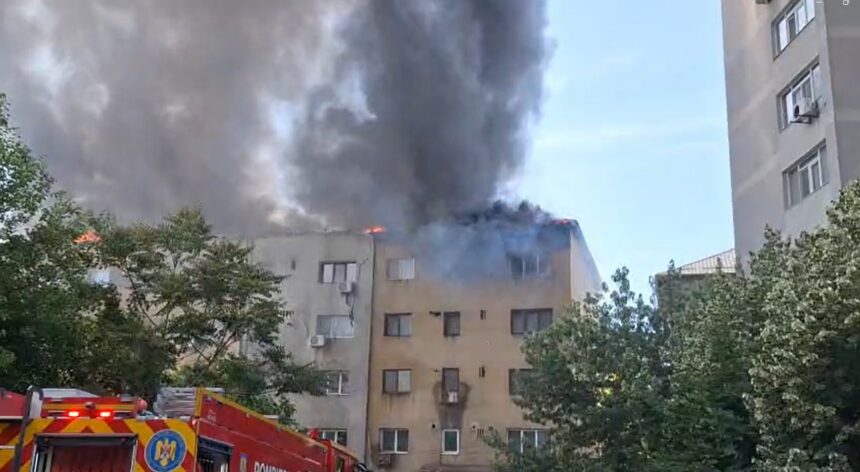 incendiu puternic la un bloc de ocuinte din slatina zeci de locatari s au autoevacuat 684e9b169f624