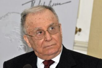 ion iliescu sufera de cancer pulmonar si a suferit o interventie sub anestezie generala detalii de ultima ora de la medicii sri 685246d96df09