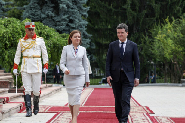 maia sandu cere sprijin din romania pentru a respinge atacurile cibernetice inaintea alegerilor din toamna 68484a5cdfef7