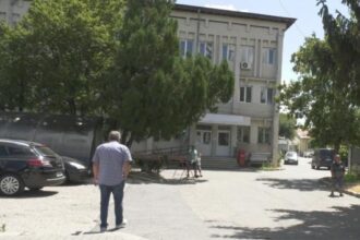 medic din caracal cercetat penal pentru purtare abuziva 6854137f5dc5b