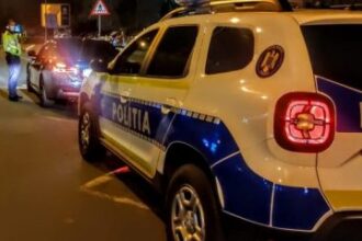 motocicleta lovita de un autoturism marti seara doi tineri transportati cu leziuni la spital 6842805692964