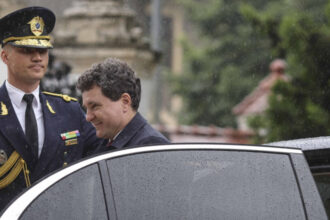 nicusor dan confima vizita regelui spaniei in romania presedintele a anuntat si unde va merge in vizitele sale externe 683ffc8151982