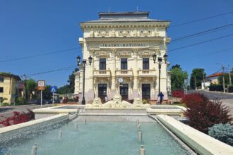 opt seri de spectacol la caracal incepe festivalul de teatru stefan iordache 684c59afda5a5