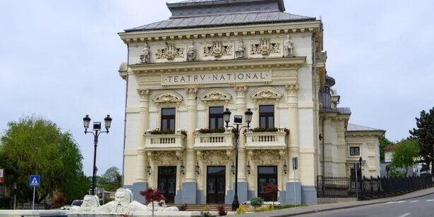 opt zile de teatru la caracal incepe festivalul de teatru stefan iordache programul manifestarilor 684e976702da8