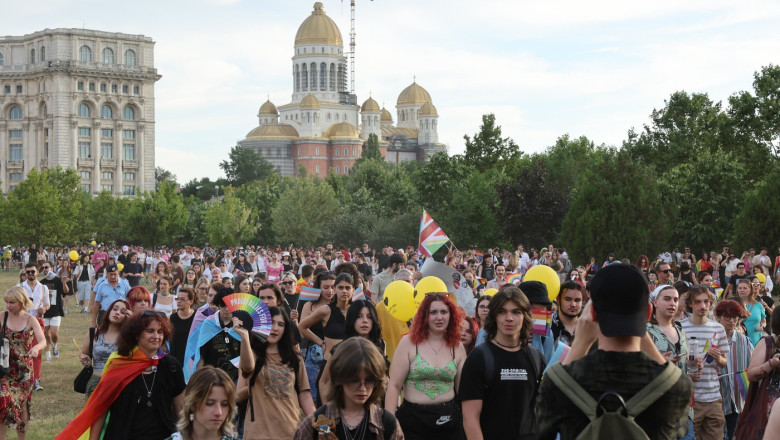patriarhia bucharest pride este un eveniment alaturat sfidator rusaliilor apelul bor pentru credinciosi 6841876931107
