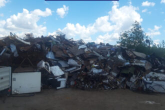 perchezitii la firme suspectate de reciclare fictiva a ambalajelor din sticla si plastic prejudiciu de 8 milioane de lei 683ff5789ab9b