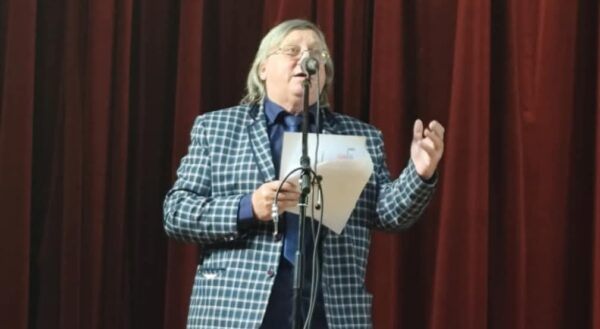 scriitorul si jurnalistul slatinean dumitru sarghie marele premiu la festivalul literar artistic ioan dan balan de la petrila 68427f870e95a