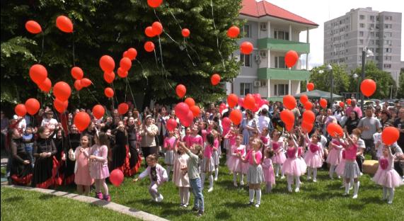 slatinae29482copii veseli si fericiti de ziua lor 683d90e920d87