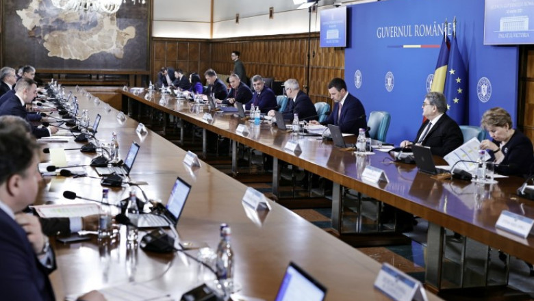 sondaj inscop aproape 60 dintre romani cred ca pnl ar trebui sa faca parte din viitorul guvern 55 vor un executiv cu psd 6841876d492ba