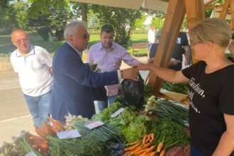 targul de weekend revine la caracal intalnire cu gustul si mestesugul local 684ac5ce0daf2