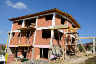 tot mai putini olteni reusesc sa si construiasca locuinte datele oficiale de la drs olt 683e8b452e9db