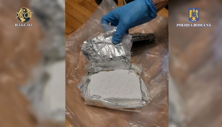 traficant de canabis in arest 684035e80b352