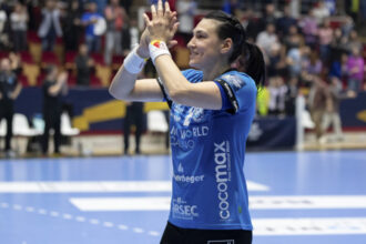 ultimul meci din cariera cristinei neagu presedintele nicusor dan asista la gala de retragere a sportivei 6845a16a4432a