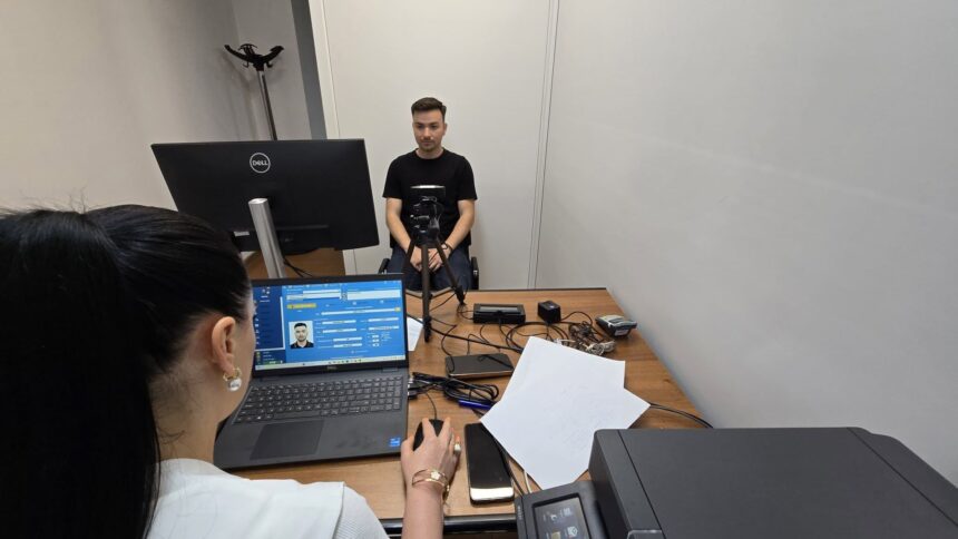 val de solicitari pentru noile carti de identitate djep olt deschide un nou birou pentru cei 6862a456b193a