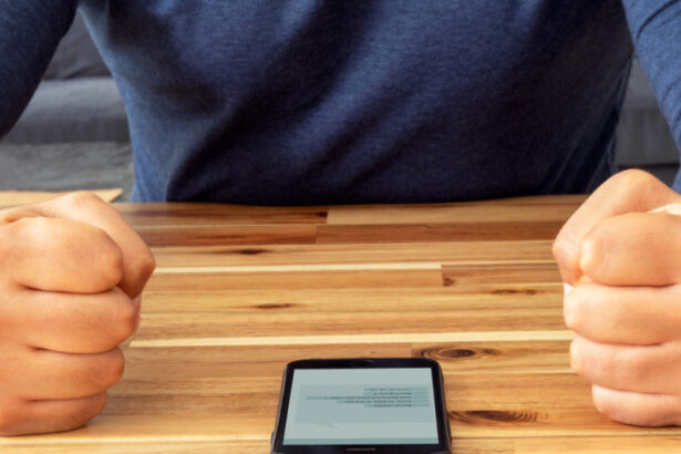 video distribuirea online a mesajelor antisemite fasciste pedepsita cu 5 ani de inchisoare aur pot si sos s au opus in parlament 6849cf5aafb4d