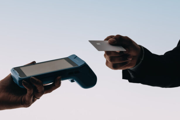 video economistii critica propunerea taxei pe tranzactii bancare daca vrem sa fuga toti banii din tara sau faliment e o masura buna 68444d95d464d