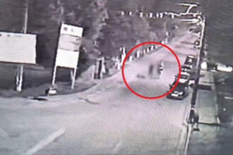 video filmul crimei de la majorat de la ce a pornit conflictul in care un tanar din galati a fost ucis in bataie in mijlocul strazii 684838e253d4c