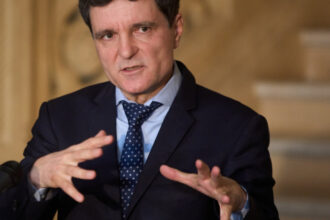 video nicusor dan discuta astazi cu oficialii comisiei europene despre deficitul excesiv si pnrr 683e95f0b63ce