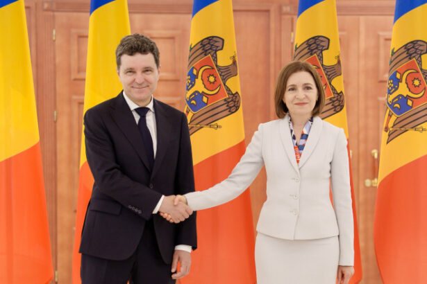 video nicusor dan imi doresc foarte mult ca directia pro occidentala pro europeana sa castige in republica moldova 684853a4b6999