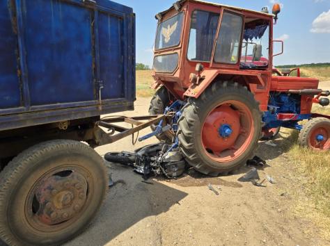 vladila motociclist de 17 ani omorat de un tractor 685d3cfac818c