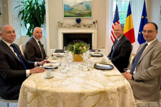 ambasadorul romaniei in sua anunta ca s a intalnit cu asistentul special al lui trump care au fost subiectele discutiei 686faf5e7d8c4