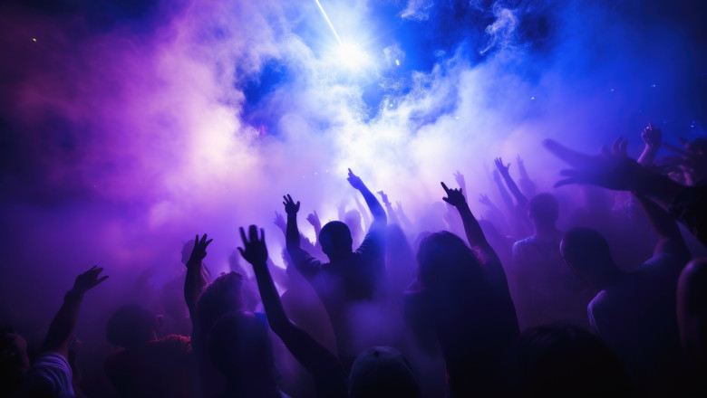 criza drogurilor in ibiza a adus serviciul de ambulanta in pragul colapsului supercluburile inundate de turisti si droguri ieftine 687d484e92cca