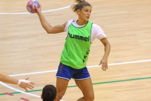 csm slatina mai transfera o jucatoare straina aleksandra vukajlovic ultima data la cs minaur baia mare 6863900ca22d3