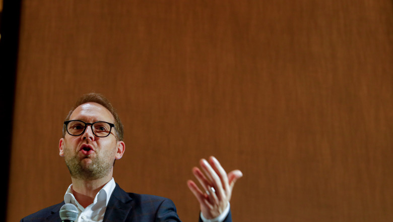 de ce nu a primit presedintele usr cetatenia romana astept ca fiecare roman si ma face in fiecare zi sa ma simt un pic mai roman 687ffc5d4bab5