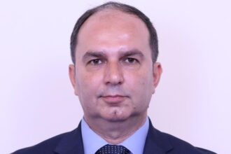deputatul de olt tiu mihai semneaza motiunea de cenzura impotriva guvernului psd pnl usr udmr 686ce8e446222