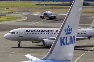 grupul air france klm devine actionar majoritar al companiei scandinave sas care sunt implicatiile pentru industria aviatica 686a821895e85