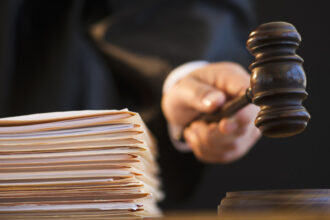 ilie bolojan varsta medie de pensionare la judecatori e de 48 de ani iar pensia medie 5 000 de euro e anormal vom corecta 686d62ed76615