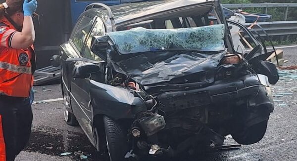 inca un deces in accidentul petrecut azi pe dn7 femeia a murit la cateva ore dupa decesul soferului foto 6864d6ca19217 3