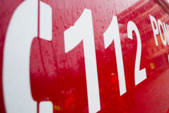 incendiu provocat din gelozie in capitala barbat arestat dupa ce a dat foc cladirii in care se afla fosta iubita fata in stare grava 6867dbfe62614