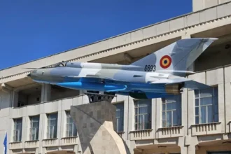 la caracal s a inaugurat monumentul eroilor aviatori 687df928edc44