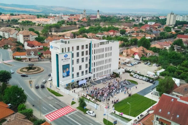p cel mai mare spital de oftalmologie din transilvania inaugurat sub brandul dr holhos cu o investitie de 6 milioane de euro 686390331f4fb