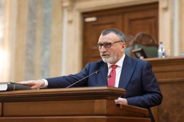paul stanescu putem sustine reformele necesare si din parlament dar nu vom accepta ca viata oamenilor sa fie sacrificata pentru un plan contabil rece si nedrept 687dedee36426